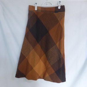 YIGU, lined argyle skirt, zip side, size 165/68A, NWOT